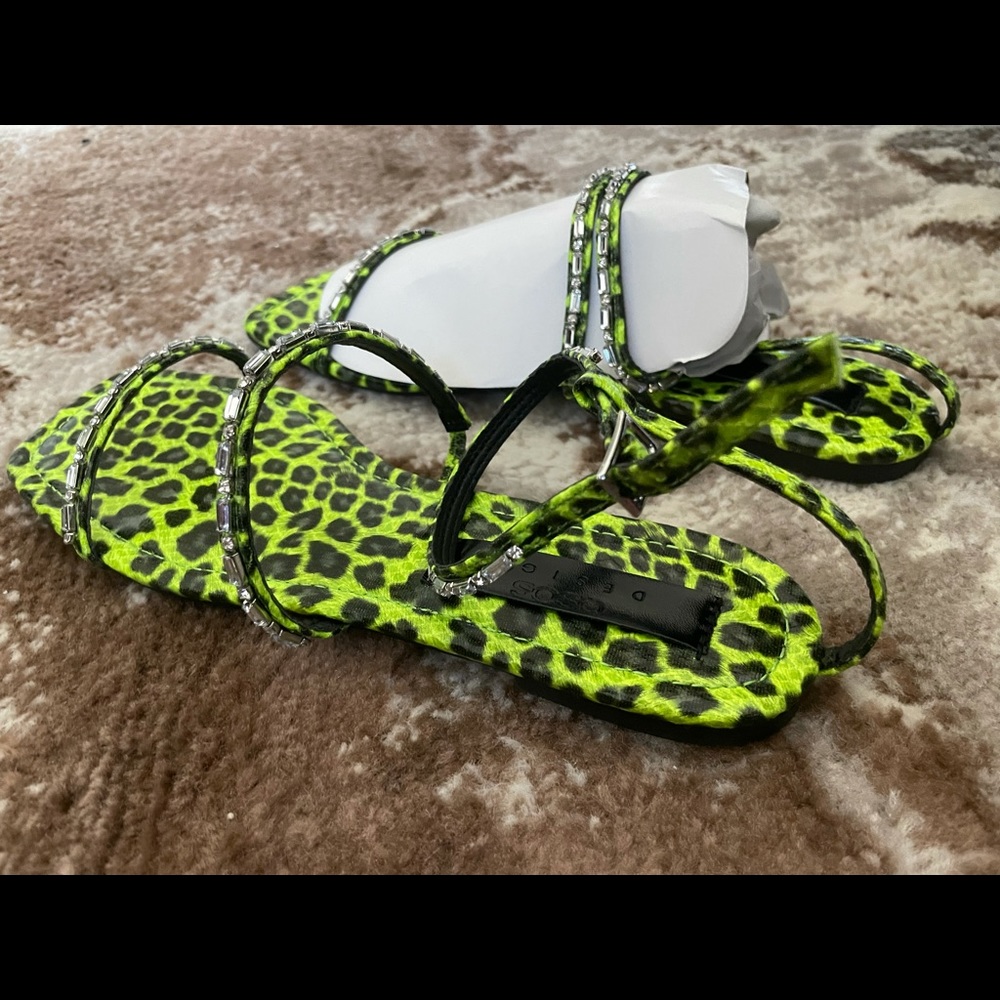 New Green Leopard print sandals